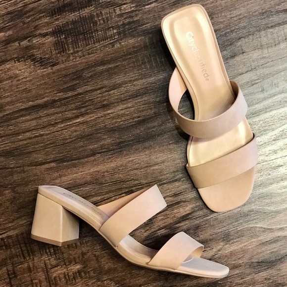 ADAGE Nude Square Toe Low Heel Sandal - Picture 8 of 9